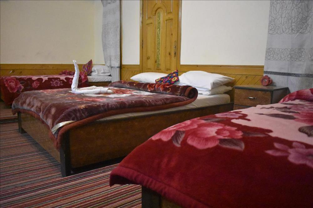 Cozy Lodge Gilgit Exterior foto